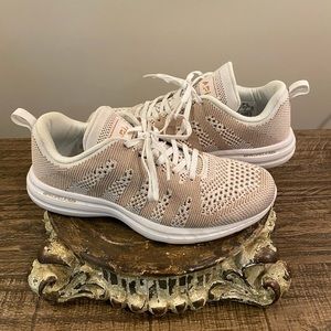 APL Techloom Pro W white & rose gold tennis shoes!